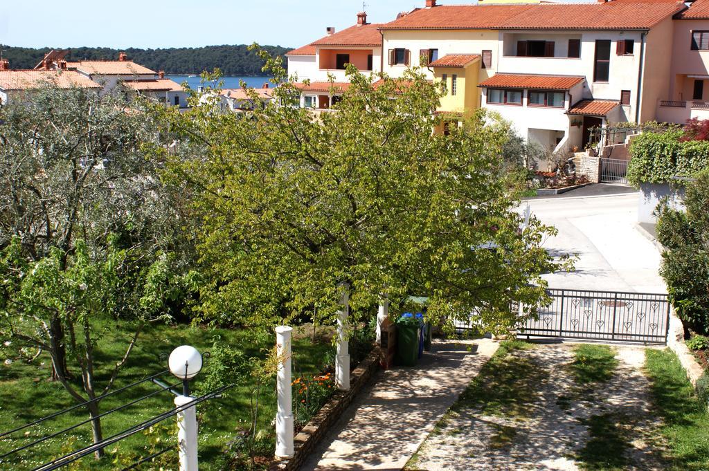 Apartments Cezar Vinkuran Dış mekan fotoğraf