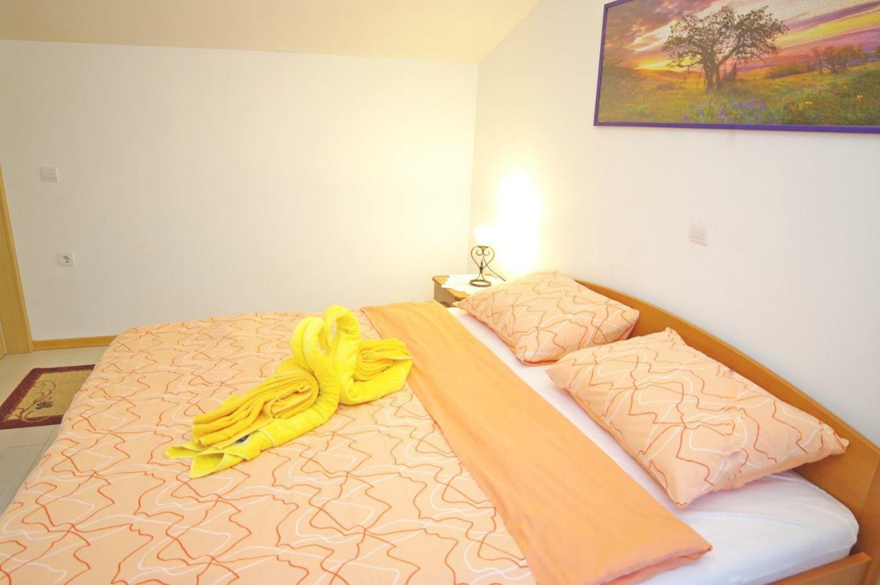 Apartments Cezar Vinkuran Dış mekan fotoğraf
