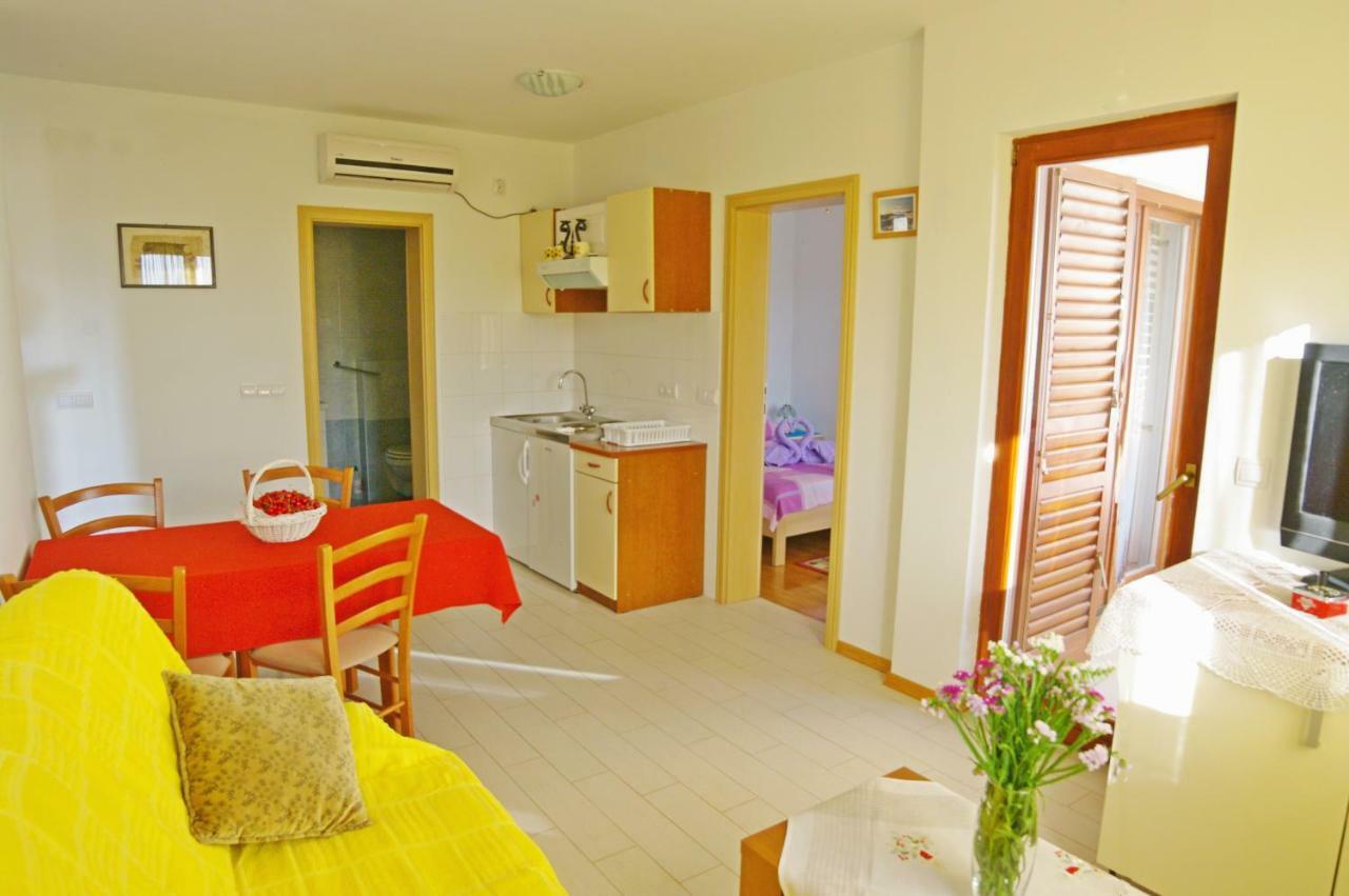 Apartments Cezar Vinkuran Dış mekan fotoğraf