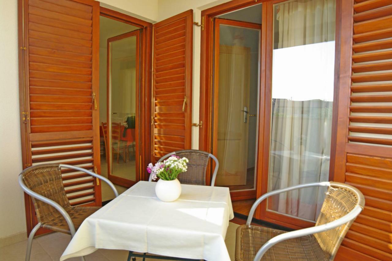 Apartments Cezar Vinkuran Dış mekan fotoğraf